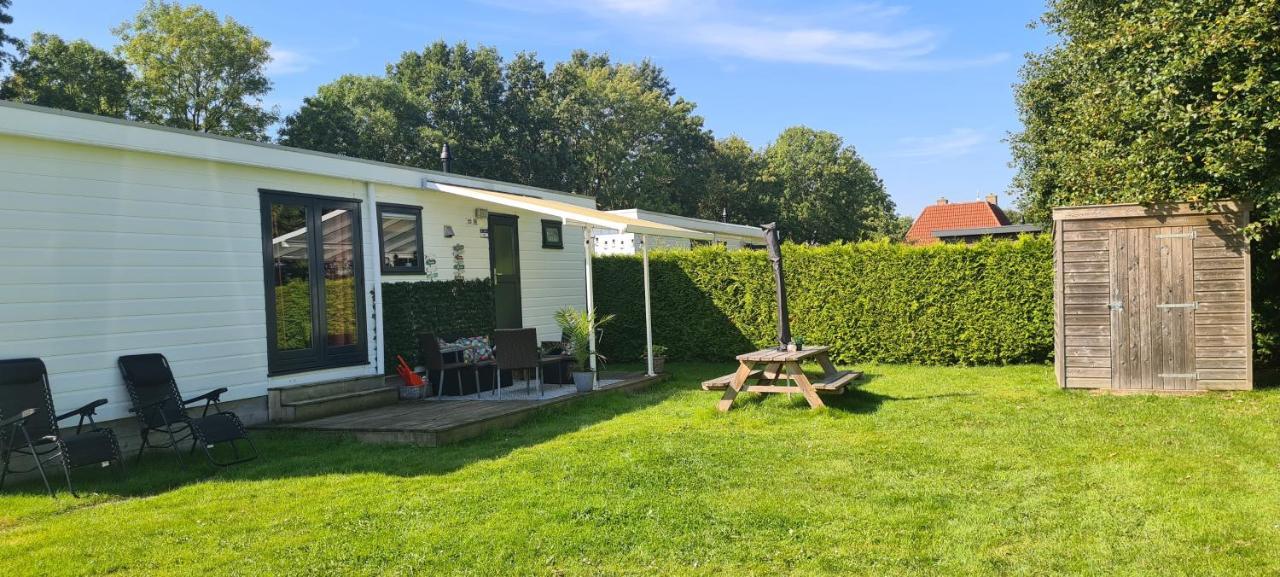 Gezellige Chalet Met Grote Privetuin. Dronrijp Exterior photo