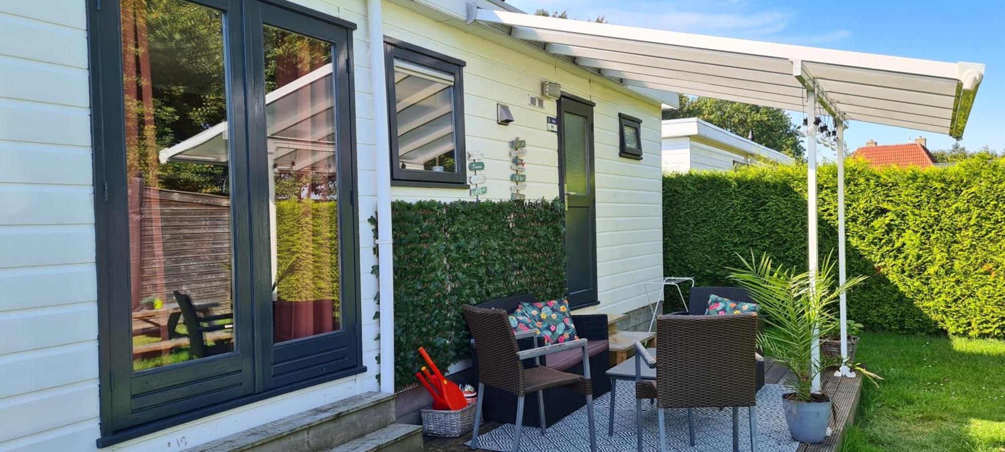 Gezellige Chalet Met Grote Privetuin. Dronrijp Exterior photo